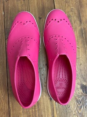 Biion The Oxford EVA foam slip-on golf shoes Womens size 11